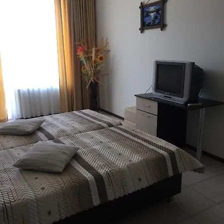 Апартамент Sunny Gardens Слънчев бряг